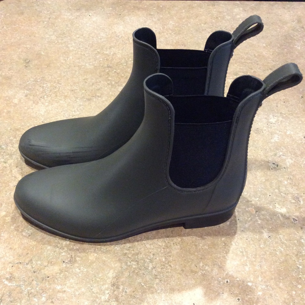 SAM EDELMAN OLIVE RAIN BOOTS